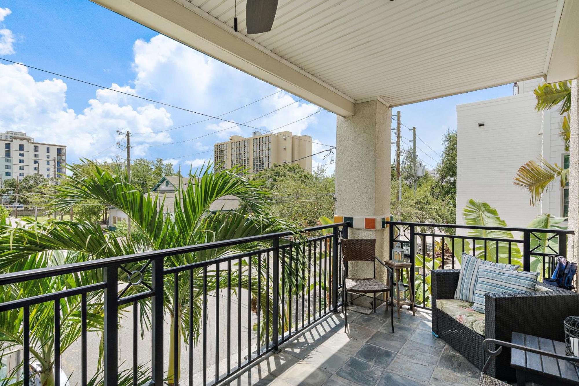 Retro Retreat In Dtsp - Explore The Downtown Area 圣彼得堡 外观 照片