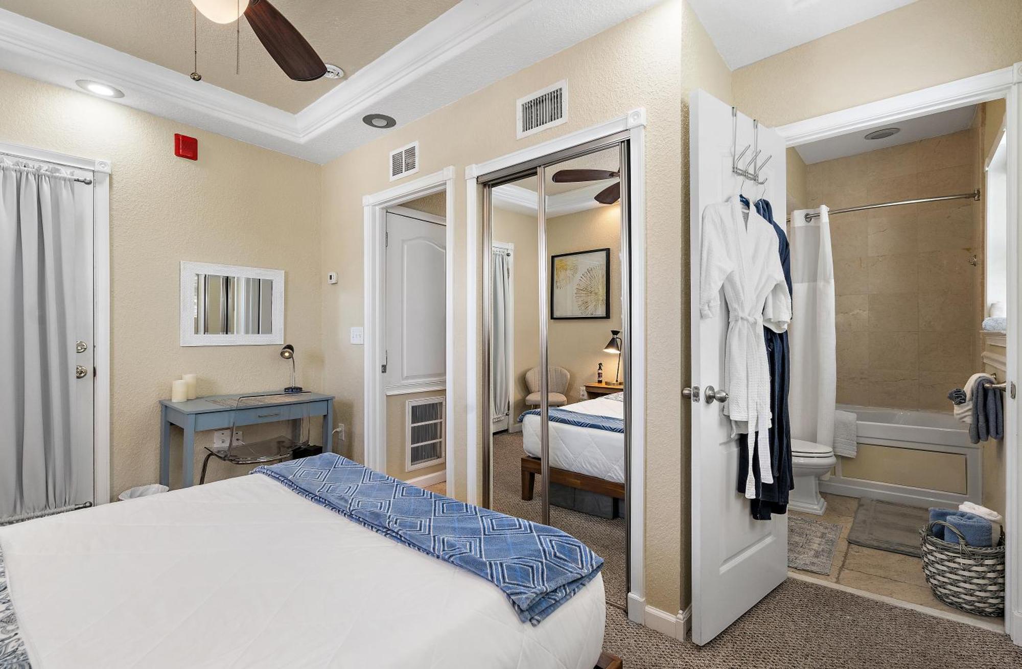 Retro Retreat In Dtsp - Explore The Downtown Area 圣彼得堡 外观 照片